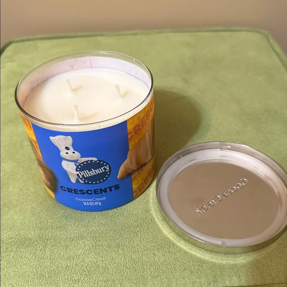 GooseCreek Pillsbury Crescent Rolls Candle
